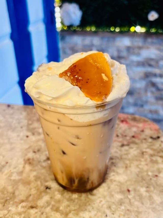 Flan Iced Café con Leche.