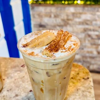 Churro Iced Café con Leche