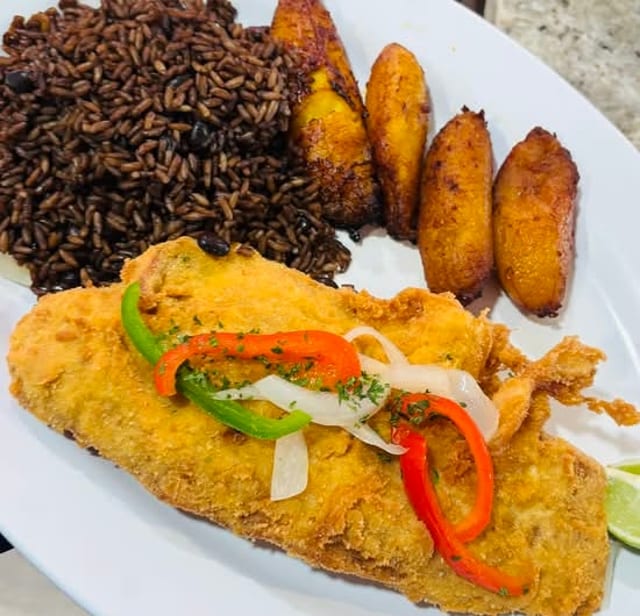 Pescado Empanizado.